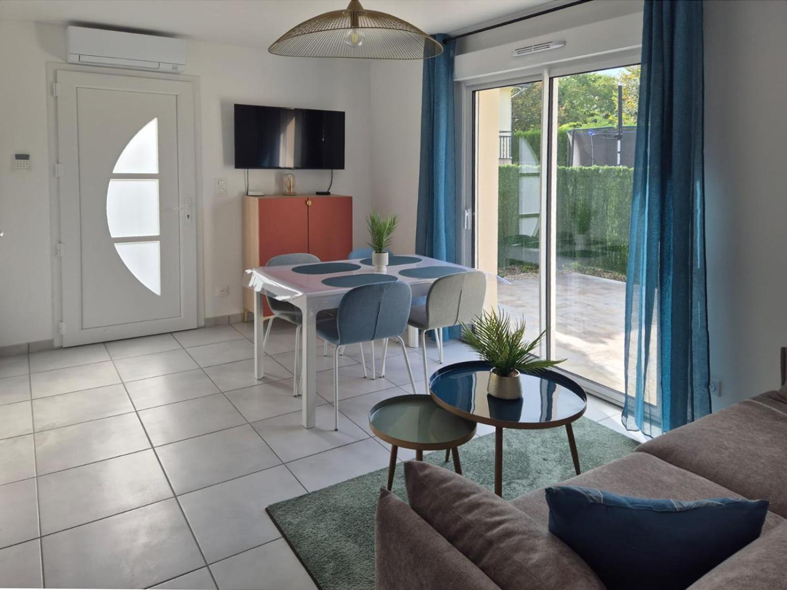 Ticya Lodge 10 Minutes Parc Disneyland Maison Neuve Independante Jusqu'A 5 Voyageurs Lit Bebe 2 Places Parking Ferme Isles-les-Villenoy Exterior photo